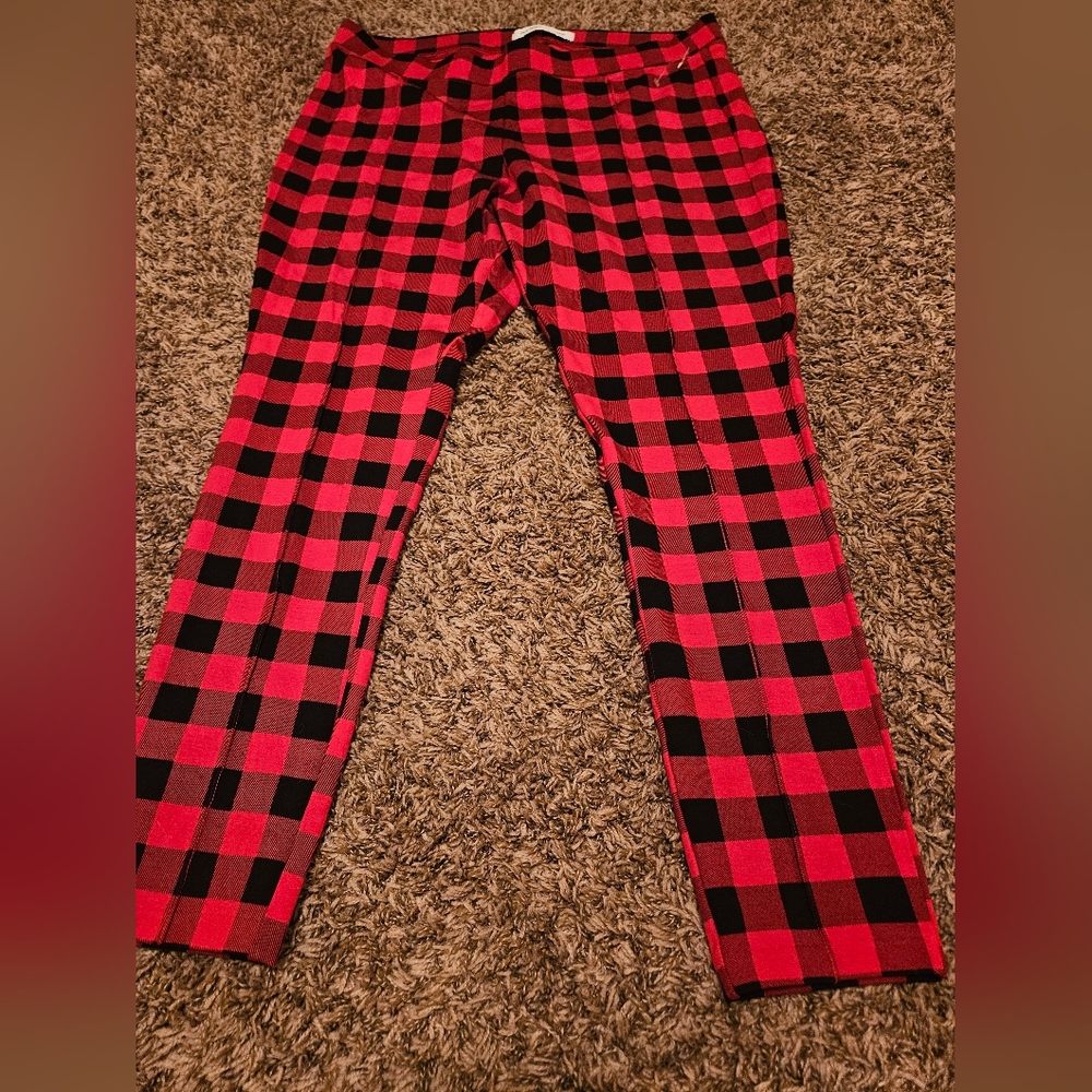 NWT Old Navy Red and Black Plaid Pants